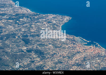 Wizzair - ganz nett - Juni 05 2019 - Foto Ilona Barna - BIPHOTONEWS - Alamy Stockfoto