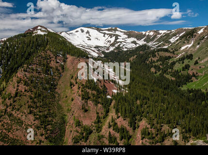 Juli 05, 2019: Die Elk Mountain Range malerischen Blick von der Spitze des Elk Camp in Snowmass Albert Pena/CSM Stockfoto