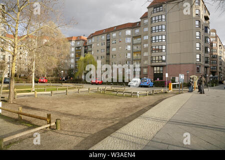 Die Website von Hitlers Bunker an der Ecke in den Ministergarten und zur Gertrud-Kolmar-Strasse, Berlin, Deutschland Stockfoto