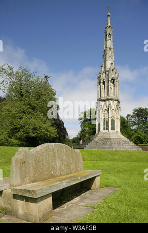 Die Note 1 aufgeführten Eleanor Cross War Memorial, Sledmere, Yorkshire, Großbritannien. Stockfoto