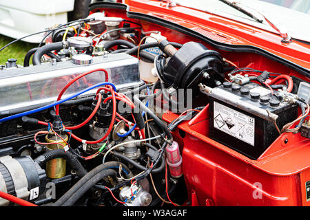 Triumph GT6 MK3 Classic Car Motor Bucht am Oakamoor Hill Climb, 13. Juli 2019, Oakamoor, Staffordshire, Großbritannien Stockfoto