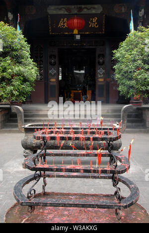 Hunyuan Halle an der Grünen Ram Tempel oder Grünen Ziege Tempel in Chengdu, China. Auch als die Grüne Ram oder Ziege Kloster bekannt. Eine Chinesische taoistische Tempel. Stockfoto