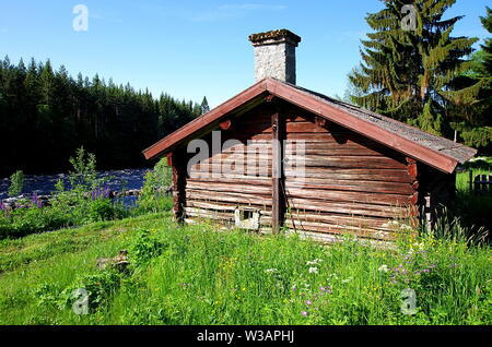 Alte und verlassene Utanheds Mühle in der vansbro Kommun Dalarna, Schweden wurde verwendet, um verschiedene Blume für Brot aus verschiedenen Körnern zu machen. Stockfoto