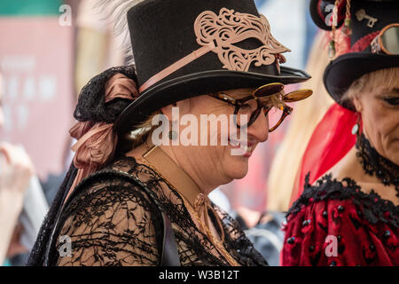 13/07/2019 Halifax, West Yorkshire, UK Hebden Bridge Steampunk Festival kehrt am 13. und 14. Juli 2019 - freuen Sie sich auf ein Wochenende voller Spaß und Stockfoto