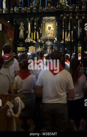 Im Inneren der Kapelle, wo die Ikone der Schwarzen Madonna von Tschenstochau, Polen 2018. Stockfoto