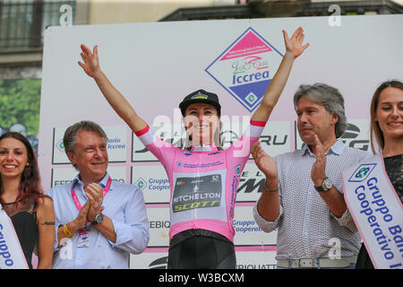 Udine, Italien. 14. Juli, 2019. Udine - 14-07-2019, Radfahren, Stufe 10, Meiringen 10 San Vito al Tagliamento - Udine, giro Rosa, Annemiek Van Vleuten wint de Giro rosa Credit: Pro Schüsse/Alamy leben Nachrichten Stockfoto