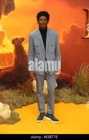 Labrinth besucht die Europäische Premiere von Disney's der König der Löwen im Odeon Leicester Square, London. Stockfoto