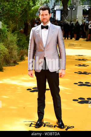 Billy Eichner an Disney's DER KÖNIG DER LÖWEN Europäische Premiere in Leicester Square, London statt. Stockfoto