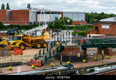 Der Bau der Erweiterung zu Castle Quay Shopping Centre, Banbury, Oxfordshire in den frühen Phasen der Entwicklung. 01.07.2019 Stockfoto