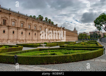 Alten Krankenhaus fünf Wunden-Andalusischen Parlament in Sevilla, Spanien Stockfoto