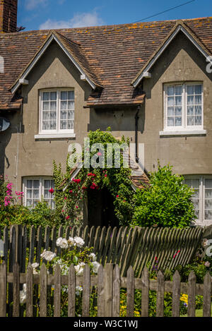 Interessante multi-belegung Haus, Cobham, einem Dorf in Kent mit starken Charles Dickens Verbindungen, England, Großbritannien Stockfoto