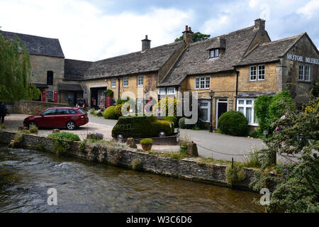 Cotswold motorisch und Spielzeugmuseum, Bourton-on-the-water, Gloucestershire, Cotswolds, Großbritannien Stockfoto