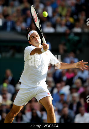 London, Großbritannien. 14. Juli 2019. Roger Federer, der Schweiz, 2019 Quelle: Allstar Bildarchiv/Alamy leben Nachrichten Stockfoto