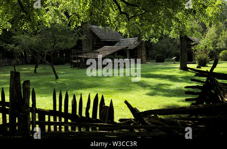 19. jahrhundert Zaun am Oconaluftee Mountain Farm Museum Stockfoto