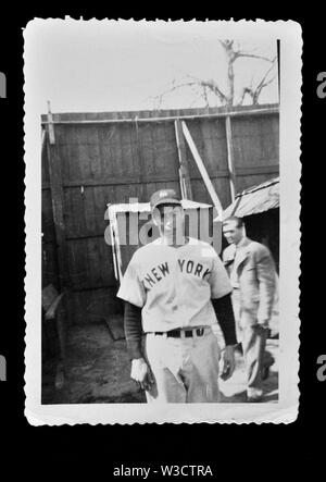 Vintage Snapshot von Joe DiMaggio am Frühling Training für die New York Yankees, ca. 1930er Jahre Stockfoto