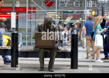 'Double' Bronze Skulptur der Geschäftsmann im Financial District, New York, NY Stockfoto