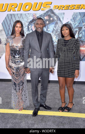 Sabrina Dhowre Elba und Idris Elba mit Tochter Isan Elba bei der Premiere des Films "Fast & Furious präsentiert: Hobbs & Shaw' an der Dolby Theater. Los Angeles, 13.07.2019 | Verwendung weltweit Stockfoto