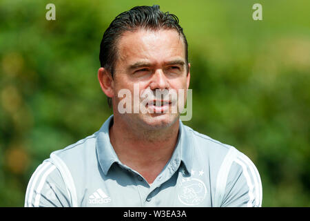 BRAMBERG AM WILDKOGEL, 15-07-2019, Ajax in Österreich. Vor der Saison 2019-2020. Ajax-technischer Direktor Marc Overmars während des Trainings. Stockfoto