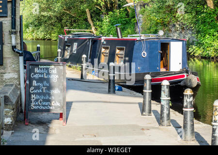 13/06/2019 Halifax, West Yorkshire, UK. Hebden Bridge ist eine Gemeinde im oberen Calder Valley in West Yorkshire, England. Es ist 8 Meilen westlich Stockfoto