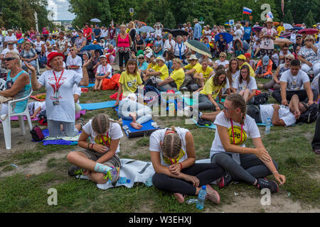 Gottesdienst auf dem Platz vor dem Heiligtum Jasna Góra in Tschenstochau, Polen 2018. Stockfoto