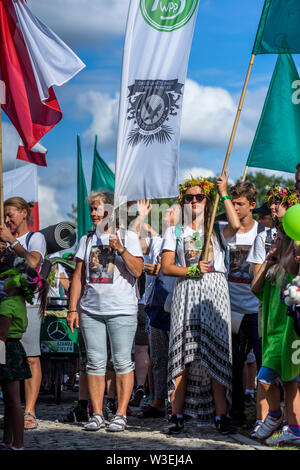 Ankunft der Pilger zum Heiligtum Jasna Góra während der Feier der Maria Himmelfahrt im August, Tschenstochau, Polen 2018. Stockfoto