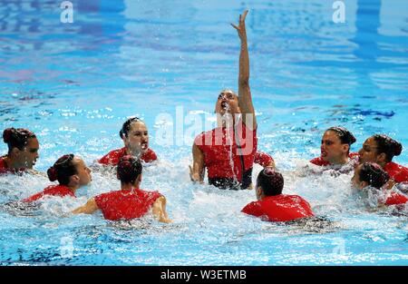 (190715) - GWANGJU, Juli 15, 2019 (Xinhua) - Athleten von Spanien konkurrieren, während die Frauen Team markieren Final der künstlerischen Schwimmen an der Gwangju 2019 FINA Weltmeisterschaft in Gwangju, Südkorea, 15. Juli 2019. (Xinhua/Li Gang) Stockfoto