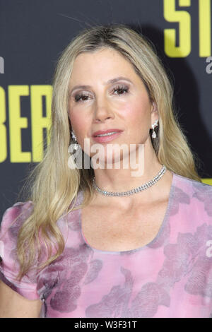 Mira Sorvino bei der Twentieth Century Fox als Weltpremiere der Knolle'. Gehalten am Regal Cinemas L.A. Leben in Los Angeles, CA, 10. Juli 2019. Foto: Richard Chavez/PictureLux Stockfoto