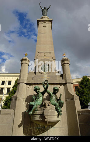 Rotterdam Zuid Holland/Niederlande - September 07, 2018: das Monument von Pieter caland der Anstifter und Chief Planer der neuen Wasserstraße Main Zugang t Stockfoto