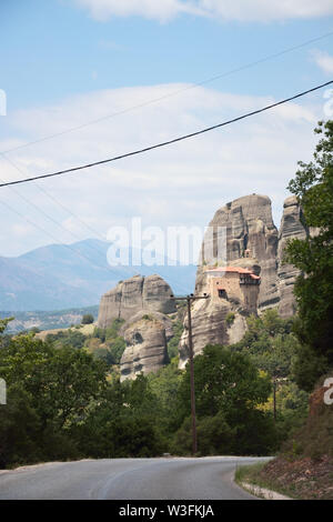 Das Heilige Kloster des Hl. Nikolaus von Anapafsas entfernt von Meteora, Griechenland Stockfoto