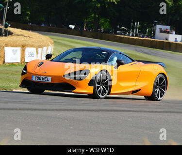 McLaren 720 S Coupé, Goodwood Festival der Geschwindigkeit, 2019, Festival der Speed, Speed Kings, Astro-rekorde des Motorsports, Juli 2019, Motorsport, Automobil Stockfoto