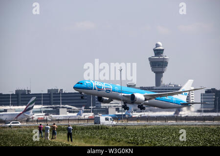 Flughafen Amsterdam Schiphol, KLM Boeing Dreamliner 787-10, zu Beginn, Turm, Terminal, Stockfoto