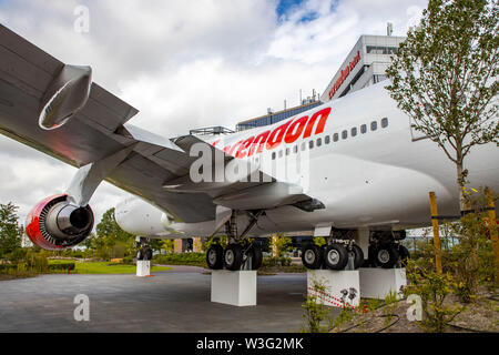 Corendon Village Hotels, am Amsterdamer Flughafen Schiphol, dem ehemaligen KLM Boeing 747-400, Jumbo Jet, im Park des Hotels befindet, wird in umgewandelt werden. Stockfoto