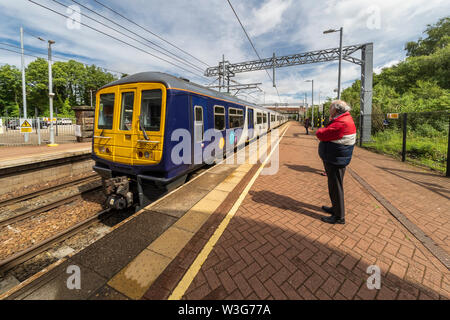 Merseyrail ist eine teilweise unterirdische S-Bahn und Zug die Firma, Liverpool und die umliegenden Liverpool City Region Stockfoto