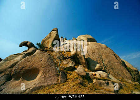 Ston Felsbrocken Felsen - IDAR Hügel Viertel Sabarkantha Gujarat Indien Stockfoto