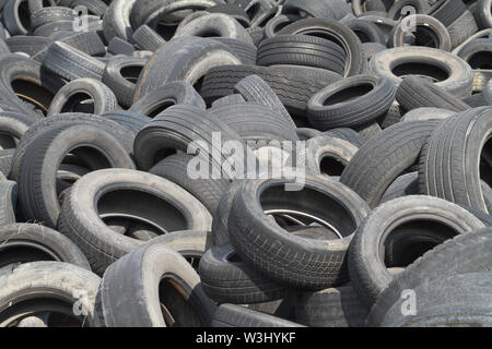 Ein Bild der alten, abgenutzten Reifen Stockfoto