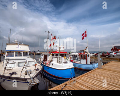 Kleiner Hafen Marina auf Lyoe in den Schären in Dänemark Stockfoto