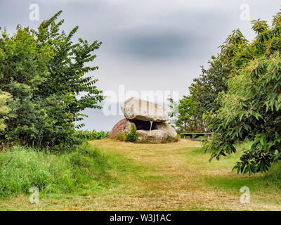 Klokkestenen bell - Stein Stein alter Bestattung Denkmal auf Lyoe in Dänemark Stockfoto
