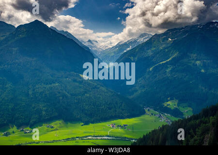 Bramberg am Wildkogel, Österreich. 16. Juli, 2019. BRAMBERG AM WILDKOGEL, 16-07-2019, Ajax in Österreich. Vor der Saison 2019-2020. Mountain detail. Credit: Pro Schüsse/Alamy leben Nachrichten Stockfoto