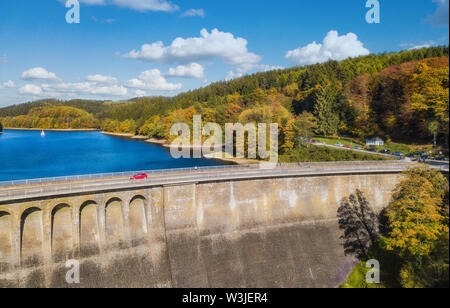 Luftaufnahme der agger (Damm) Aggertalsperre in Gummersbach Stockfoto