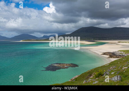 Auf der Suche nach Luskentire aus Seilebost, Isle of Harris, Äußere Hebriden, Schottland Stockfoto