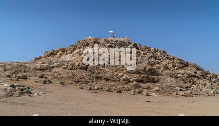 Mekka, Saudi-Arabien - 29. Juni: Muslime am Berg Arafat (oder Jabal Rahmah) Juni 29, 2019 in Arafat, Saudi-Arabien. Dies ist der Ort, wo Adam und Eva m Stockfoto