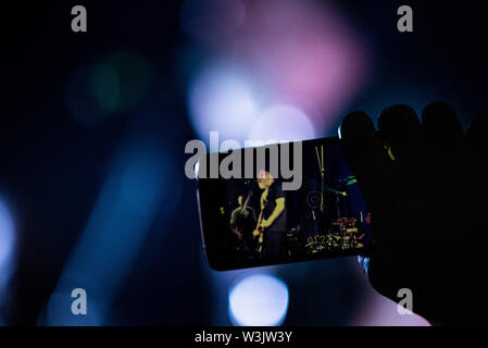 Caramagna Piemont, Italien. 16. Juli, 2019. CJ Ramone (Ramones) führt während ist Farewell Tour bei Spazio Polivalente in Caramagna Piemonte. Credit: Alberto Gandolfo/Pacific Press/Alamy leben Nachrichten Stockfoto