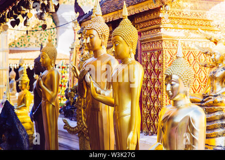 Wat Phrathat Doi Suthep Tempel in den Bergen in Chiang Mai, Thailand Stockfoto