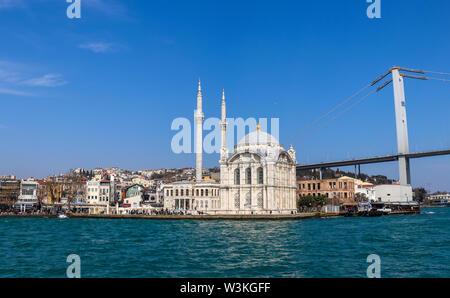 Der Ortaköy Moschee, Istanbul, Türkei Stockfoto