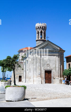 Nahaufnahme der Muttergottes von Gesundheit Kirche in Piran, Slowenien Stockfoto