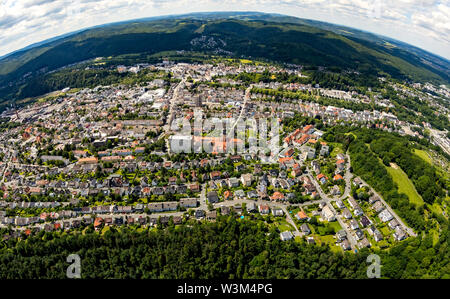 Luftaufnahme von Arnsberg als Fisheye, Fisheye fotografieren mit der Bezirksregierung, Regierungspräsident Arnsberg im Sauerland in Nordrhein Stockfoto