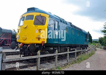 Dieselmotor neben dem Lokschuppen in Toddington Bahnhof. Teil der Gloucestershire Warwickshire Railway. Heritage Railway. Stockfoto