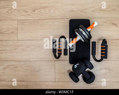 Fitnessgeräte für zu Hause Training Stockfoto