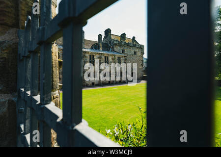 Die Außenseite des Falkland Palace in Falkland, Fife, Schottland, Großbritannien Stockfoto