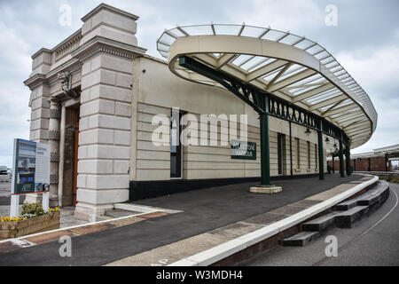 Der ehemalige Hafen von Folkestone Bahnhof in Folkestone, Kent, Großbritannien im Juli 2019 Stockfoto